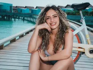 Streamate Sex Cam of AleCollins