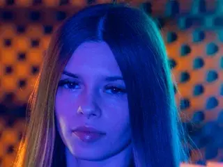 Streamate Nude Webcam of Sukie_Monroe