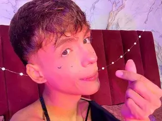 Streamate Best live sex cam show of ADRIAN_SOFT