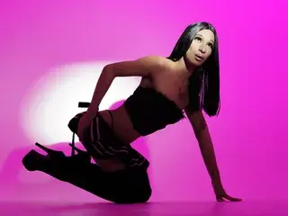 Streamate Watch Live Sex Cams of IssabellaIzzy
