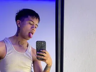 Streamate Free Porn Cam of Axel_yJD