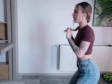 Stripchat Live Sex Cam of Deidi_sweet