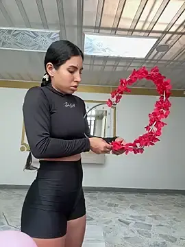 Stripchat Watch Live Sex Cams of bella-black