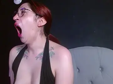 Stripchat Nude Webcam of Red-moon1