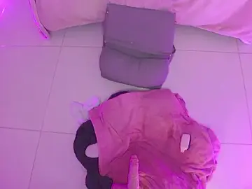 Stripchat Sex Cam of angel_rouse_