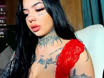 Stripchat Live Sex Cam of CreamyInkky_