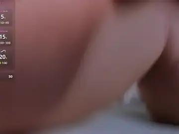 Stripchat Sex Chat of Chloee_White