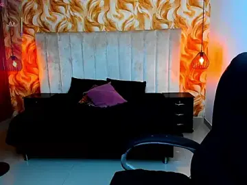 Stripchat Live Porn of miichael_black