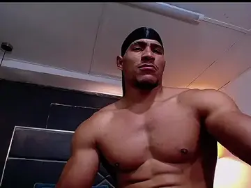 Stripchat Adult Webcam of teddyfit19cm