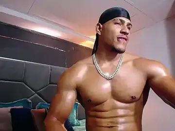 Stripchat Watch Live Sex Cams of teddyfit19cm