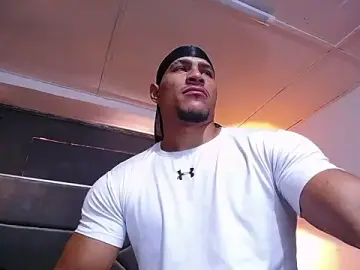 Stripchat Adult Webcam of teddyfit19cm