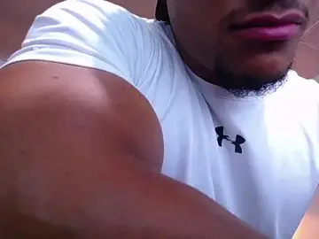 Stripchat Watch Live Sex Cams of teddyfit19cm