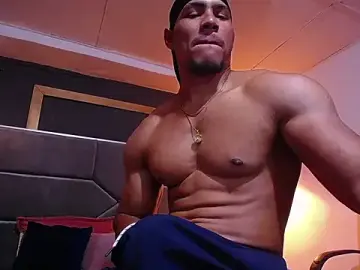 Stripchat Live Porn of teddyfit19cm