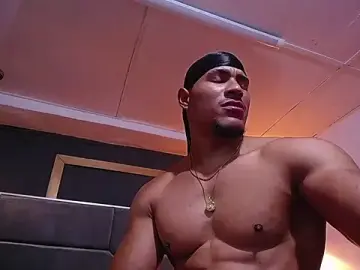 Stripchat Live Sex of teddyfit19cm