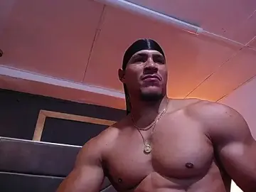 Stripchat Sex Cam of teddyfit19cm