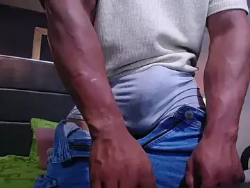 Stripchat Watch Live Sex Cams of teddyfit19cm