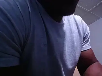Stripchat Live Porn of teddyfit19cm