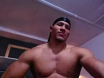 Stripchat Sex Cam of teddyfit19cm