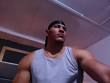 Stripchat Watch Live Sex Cams of teddyfit19cm