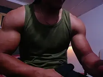 Stripchat Watch Live Sex Cams of teddyfit19cm