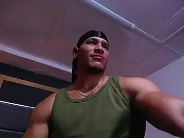 Stripchat Live Sex Cam of teddyfit19cm