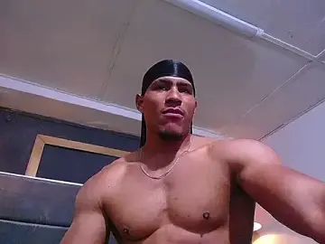 Stripchat Watch Live Sex Cams of teddyfit19cm