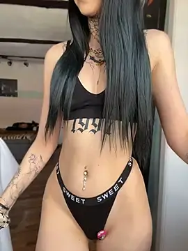 Stripchat Sex Cam of BlueVelvetBat