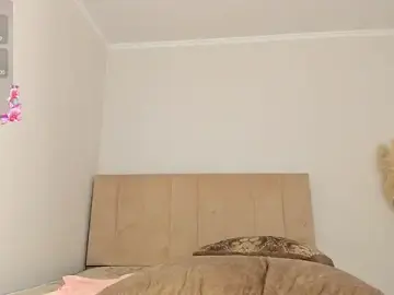 Stripchat Live Porn of Zirael_swan