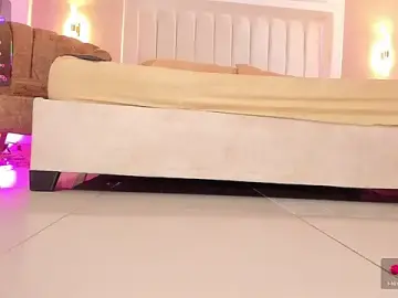 Stripchat Watch Live Sex Cams of madison_fox1