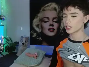 Stripchat Watch Live Sex Cams of maxiy_001