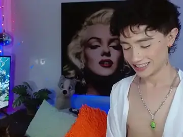 Stripchat Nude Webcam of maxiy_001
