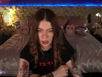 Stripchat Sex Cam of AnacondaOn