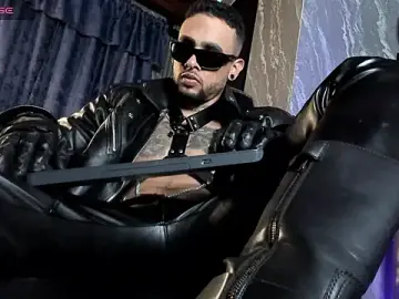 Stripchat Watch Live Sex Cams of Seth_Owner