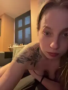 Stripchat Free Porn Cam of Mrs_Mr_007