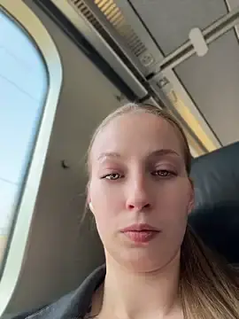 Stripchat Free Porn Cam of Mrs_Mr_007