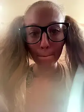 Stripchat Sex Cam of Mrs_Mr_007