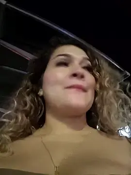 Stripchat Free Live Porn of Sara_smiiith211