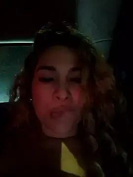 Stripchat Watch Live Sex Cams of Sara_smiiith211