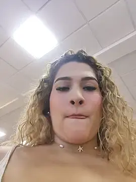 Stripchat Free Porn Cam of Sara_smiiith211
