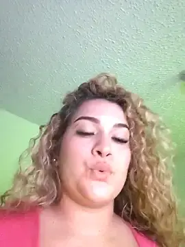 Stripchat Free Live Porn of Sara_smiiith211