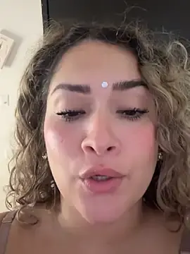 Stripchat Private Sex Chat of Sara_smiiith211