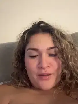 Stripchat Sex Chat of Sara_smiiith211