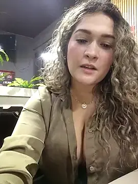 Stripchat Private Sex Chat of Sara_smiiith211