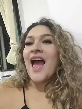 Stripchat Best Webcam of Sara_smiiith211