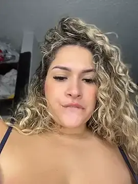 Stripchat Live Sex of Sara_smiiith211