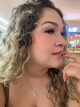 Stripchat Free Porn Cam of Sara_smiiith211