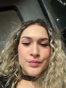 Stripchat Live Sex of Sara_smiiith211