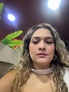 Stripchat Watch Live Sex Cams of Sara_smiiith211