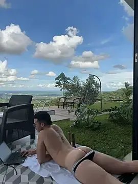 Stripchat Adult Webcam of kevin_white_