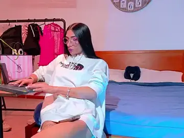 Stripchat Live Sex of kylliefox_